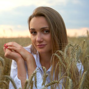Sarah 