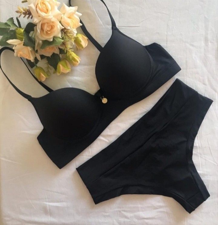 black bra and panty set