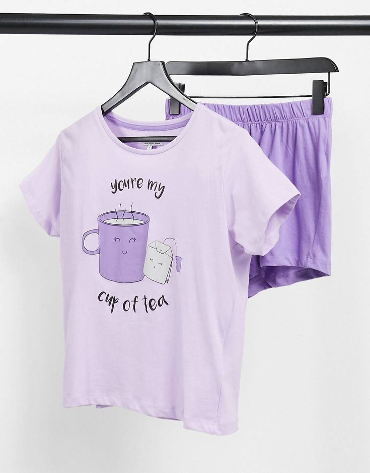 short pyjama set in lilac