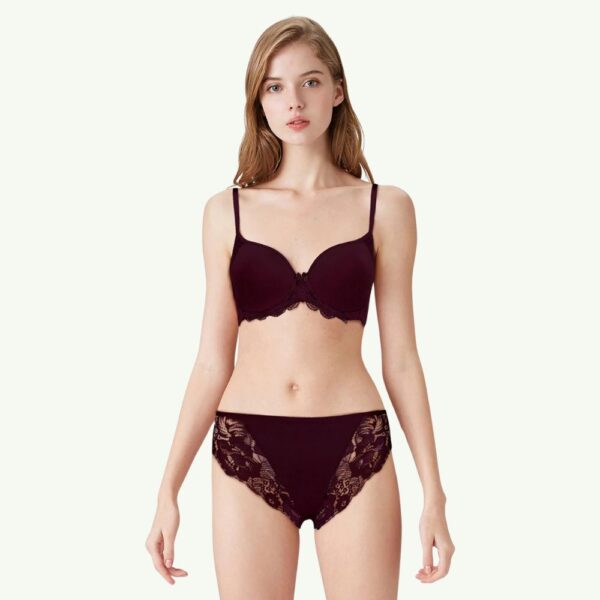 burgundy t shirt bra